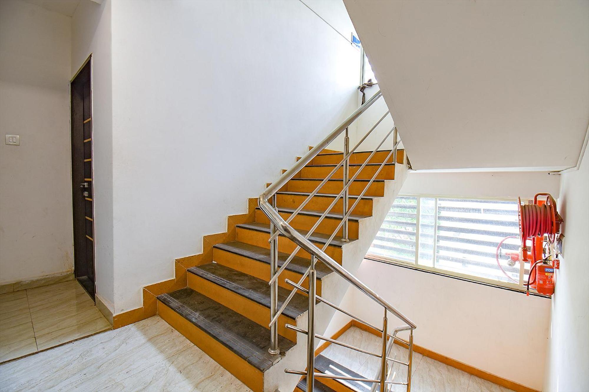 Fabhotel M S Hospitality Pune Exterior photo